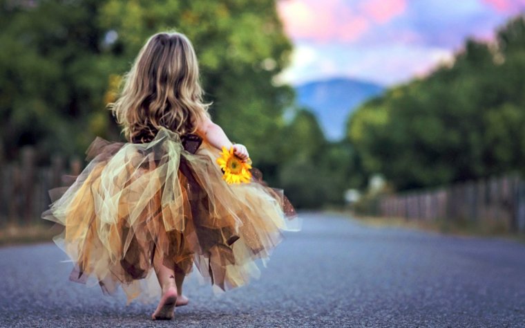 childhood-2483894-002