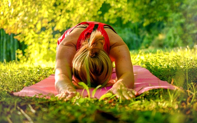 yoga-2662237_1920