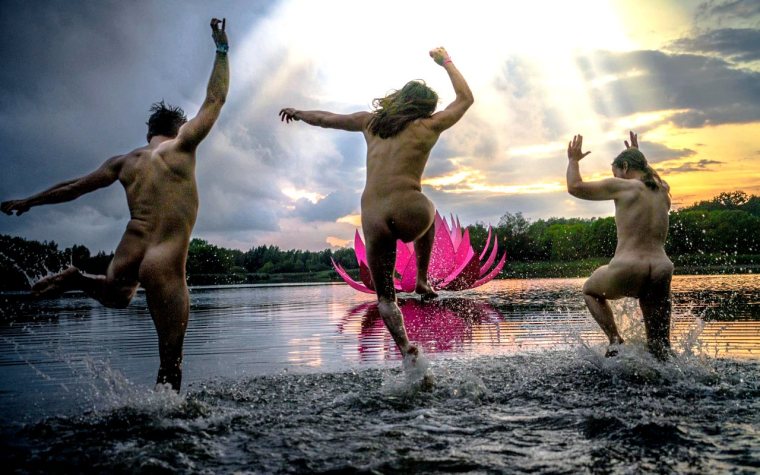 hippie-4522956_1920