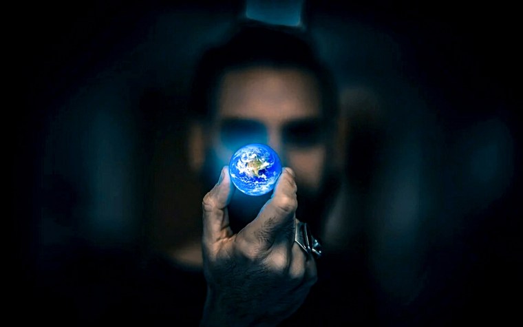 earth-4741488_1920